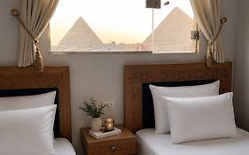 Pyramids Crypt Hotel